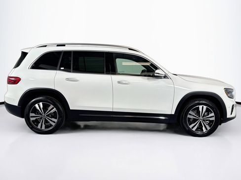 Certified 2026 Mercedes-Benz GLB 250 4MATIC image 4