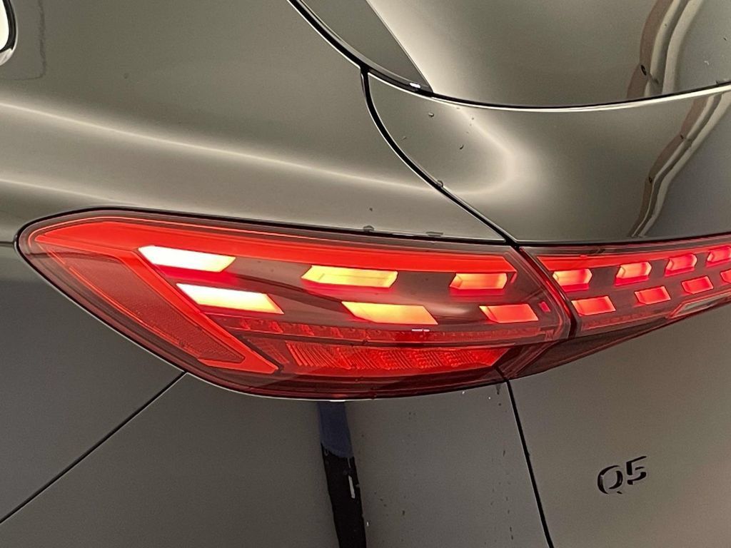 New 2026 Audi Q5 Premium Plus AWD/4WD image 16