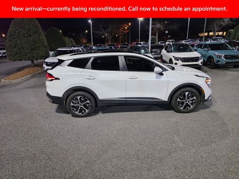 Used 2024 Kia Sportage EX w/ EX Premium Package image 6