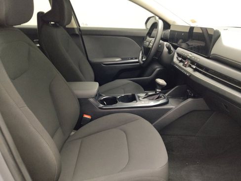 Used 2025 Kia K4 FWD image 21