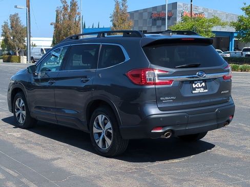 Used 2023 Subaru Ascent Premium w/ Convenience Package AWD/4WD image 8