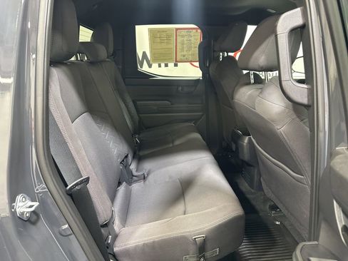 Certified 2025 Toyota Tacoma SR5 image 17