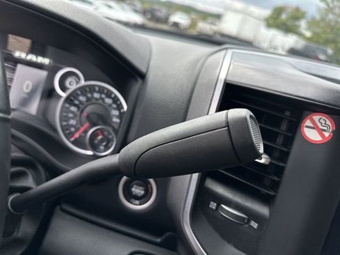 Used 2024 RAM 3500 Big Horn image 33