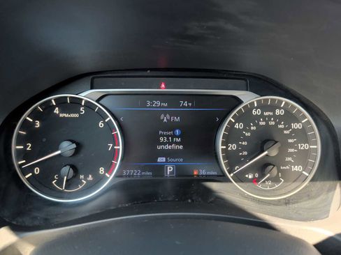 Used 2023 Nissan Altima 2.5 SV FWD image 10