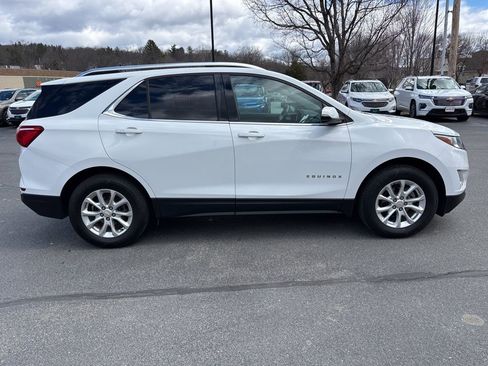 Used 2018 Chevrolet Equinox LT w/ Sun & Infotainment Package image 6
