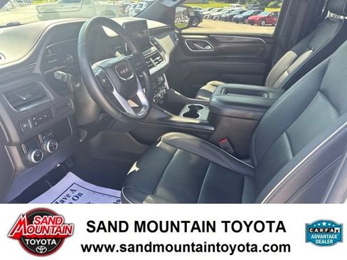 Used 2023 GMC Yukon SLT RWD image 15