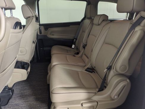 Certified 2024 Honda Odyssey Elite image 29