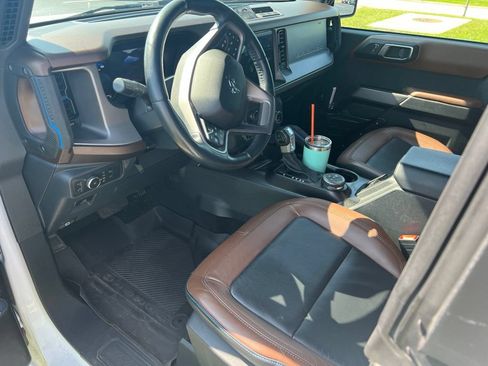 Used 2022 Ford Bronco Outer Banks AWD/4WD image 8