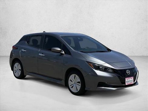 Used 2023 Nissan Leaf S FWD image 5