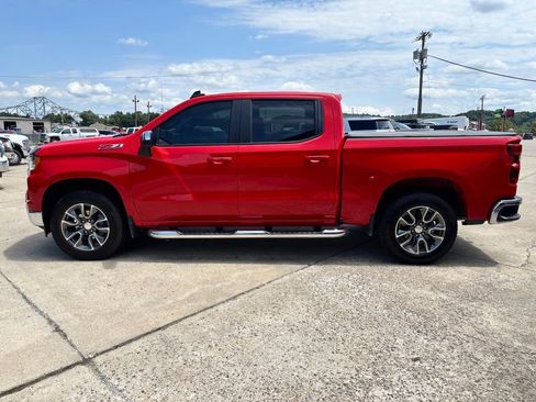 Used 2025 Chevrolet Silverado 1500 LT w/ Z71 Off-Road Package AWD/4WD image 4