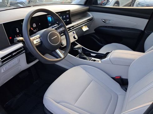 Used 2025 Hyundai Tucson SEL FWD image 13