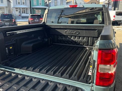 Used 2022 Ford Maverick XLT w/ Equipment Group 300A Standard image 9