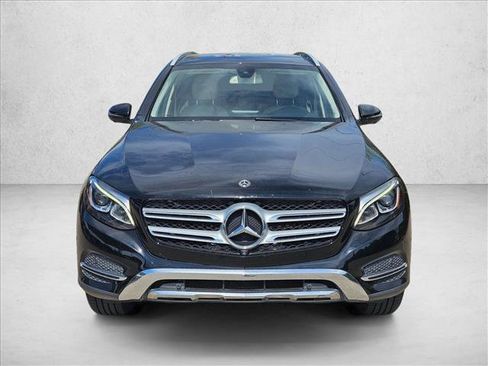 Used 2018 Mercedes-Benz GLC 300 image 2