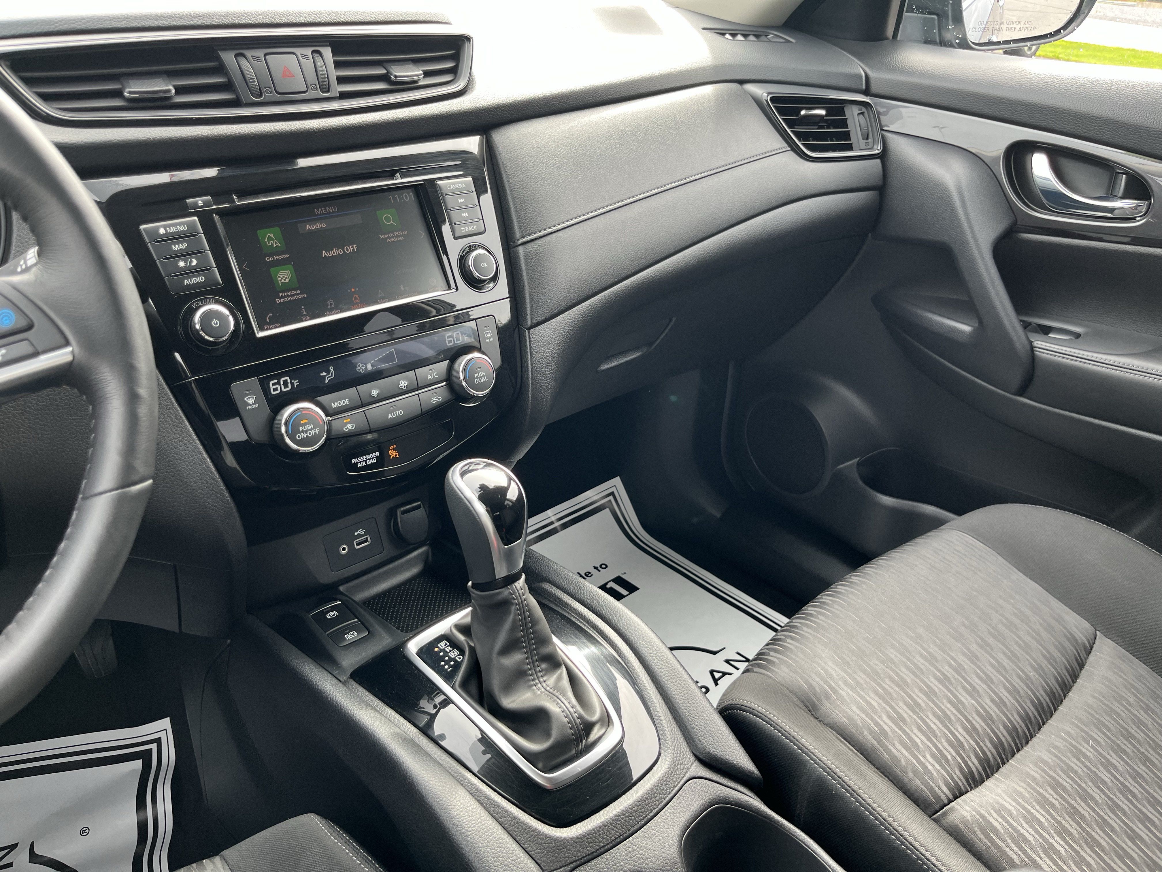 Used 2019 Nissan Rogue SV w/ Premium Package AWD/4WD image 29