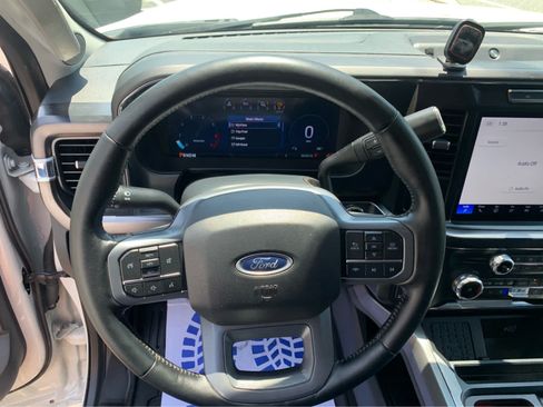 Used 2023 Ford F250 Lariat w/ Chrome Package AWD/4WD image 15