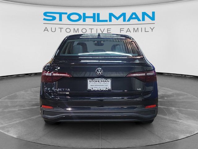 Used 2023 Volkswagen Jetta SE FWD image 6