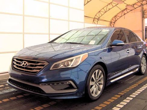 Used 2017 Hyundai Sonata Sport 2.0T image 5