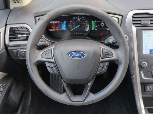 Used 2020 Ford Fusion S image 21