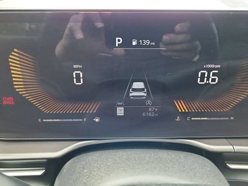 Certified 2026 Kia Sportage EX FWD image 20