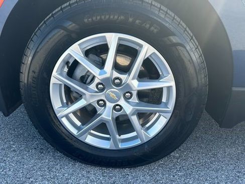 Certified 2022 Chevrolet Equinox LS w/ LS Convenience Package image 13