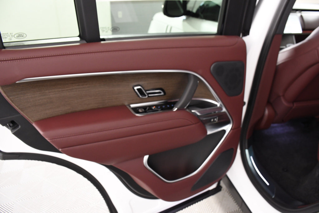 New 2026 Land Rover Range Rover SE AWD/4WD image 25