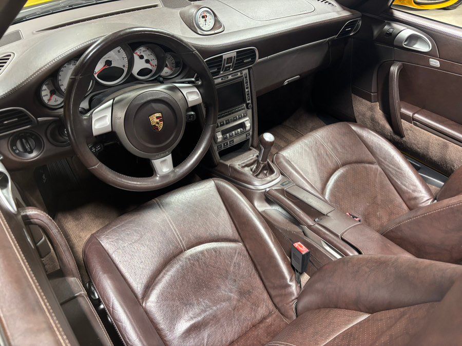 Used 2006 Porsche 911 Carrera S RWD image 17