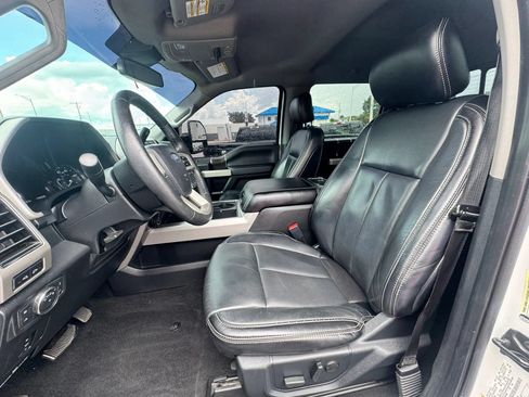 Used 2020 Ford F250 Lariat w/ FX4 Off-Road Package AWD/4WD image 8