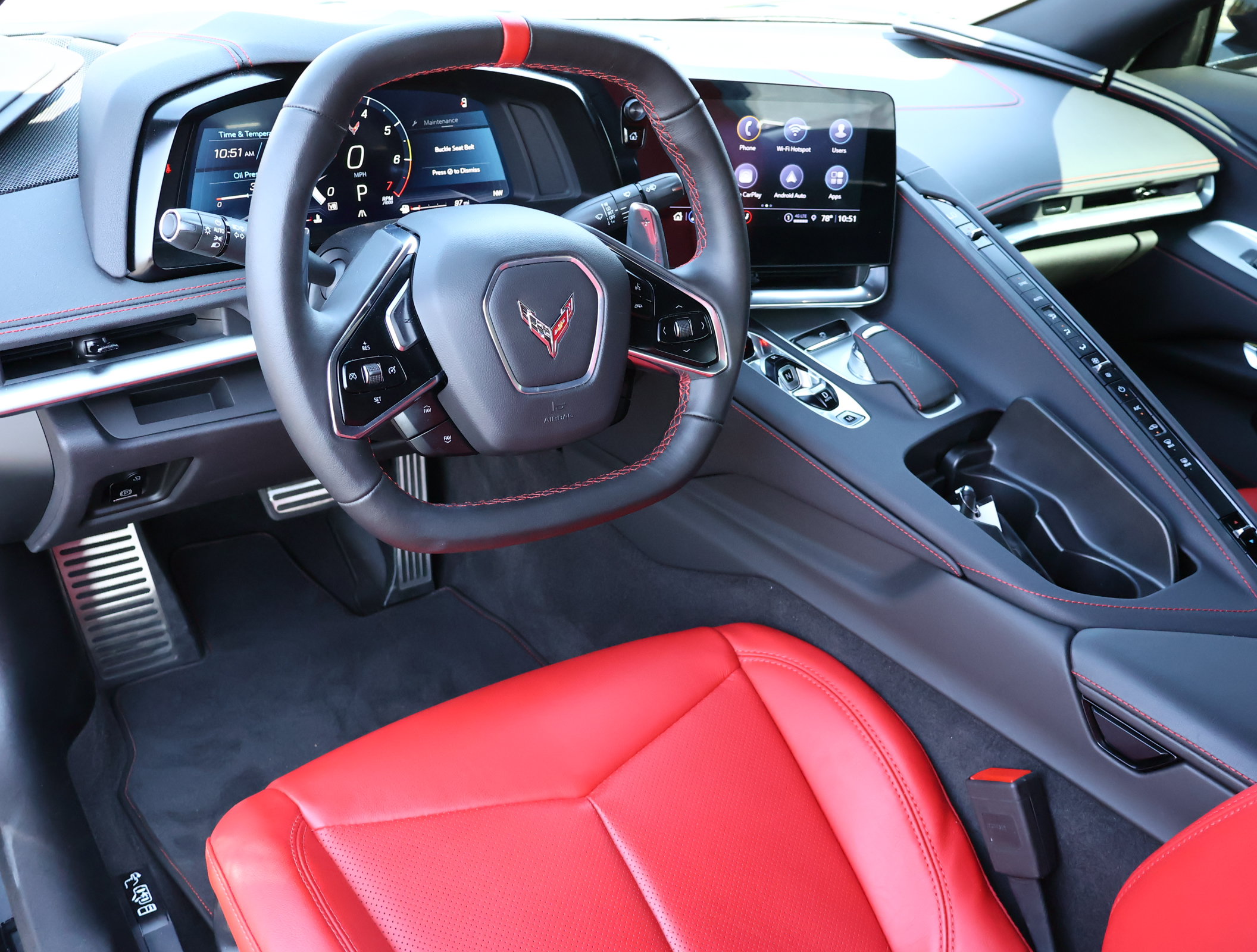 Used 2023 Chevrolet Corvette Stingray Coupe w/ 1LT RWD image 3