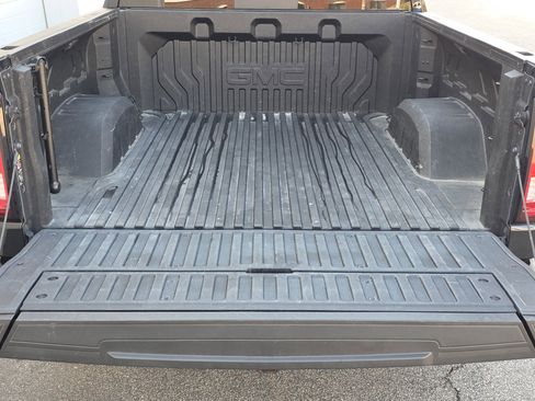 Used 2022 GMC Sierra 1500 Denali Ultimate image 34