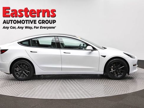 Used 2023 Tesla Model 3 Standard Range RWD image 4