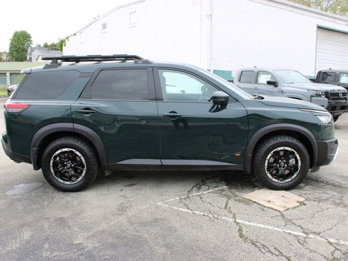 Certified 2025 Nissan Pathfinder Rock Creek AWD/4WD image 10