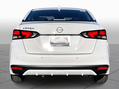 New 2025 Nissan Versa SV w/ Trunk Package image 4