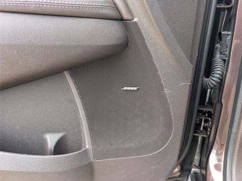 Used 2015 Buick Enclave Leather image 11