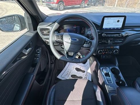 Certified 2023 Ford Escape ST-Line Select image 13