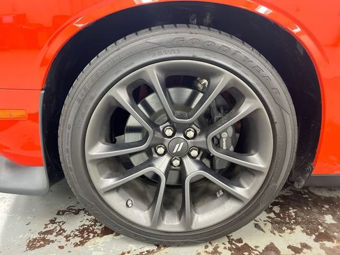 Used 2021 Dodge Challenger R/T Scat Pack w/ Plus Package RWD image 27