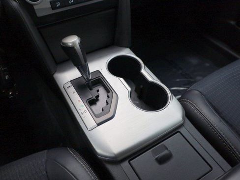 Used 2012 Toyota Camry SE FWD image 15