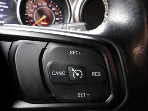 Used 2020 Jeep Wrangler Unlimited Freedom Edition image 34