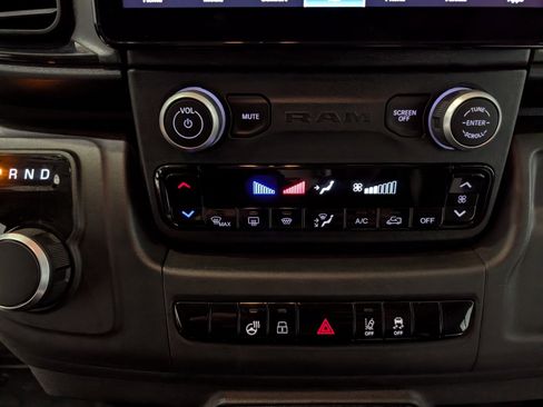 Used 2024 RAM ProMaster 3500 w/ Delivery Van Package image 17