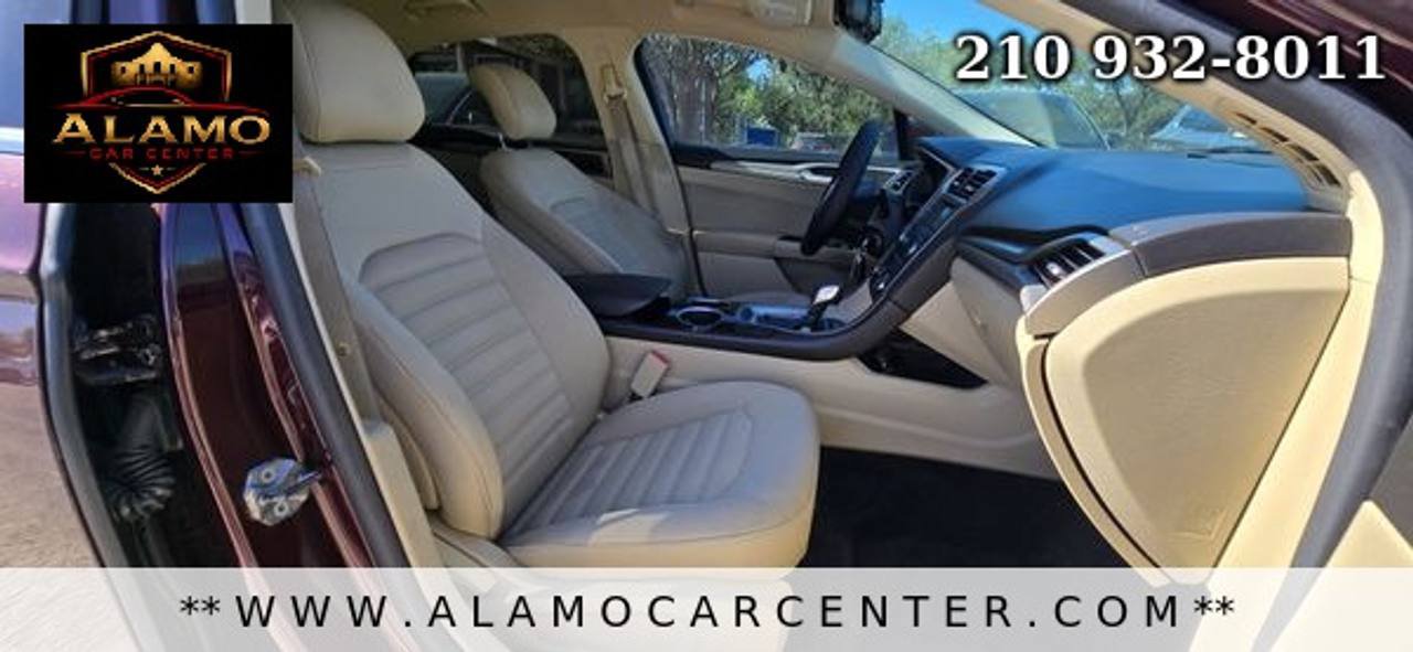 Used 2013 Ford Fusion SE FWD image 16