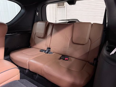 Certified 2023 INFINITI QX80 Sensory w/ Cargo Package AWD/4WD image 30