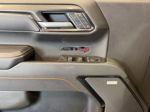 Used 2025 GMC Sierra 1500 AT4 w/ Technology Package image 29