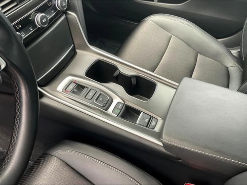 Used 2020 Honda Accord Sport image 17