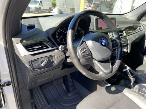 Used 2021 BMW X1 xDrive28i w/ Premium Package AWD/4WD image 2