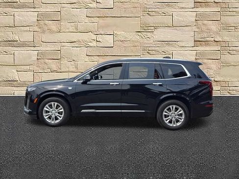 Certified 2024 Cadillac XT6 Luxury AWD/4WD image 2