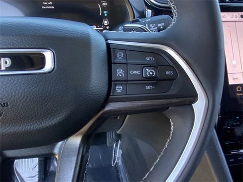 Used 2023 Jeep Grand Cherokee 4WD 4xe image 24