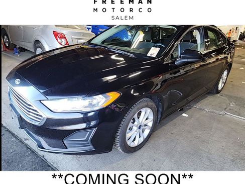 Used 2020 Ford Fusion SE FWD image 1