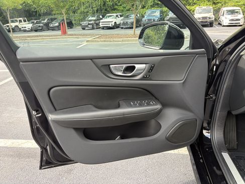 Used 2025 Volvo S60 B5 Plus FWD image 14