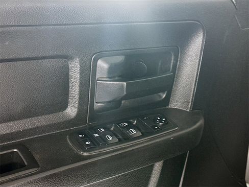 Used 2018 RAM 2500 Tradesman image 22