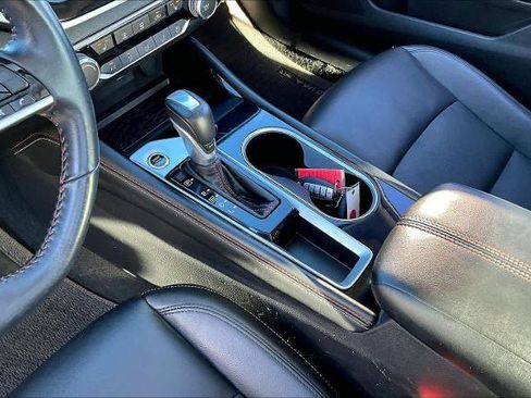 Certified 2024 Nissan Altima 2.5 SR w/ SR Premium Package image 17