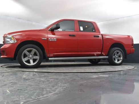 Used 2018 RAM 1500 Express w/ Express Value Package image 45